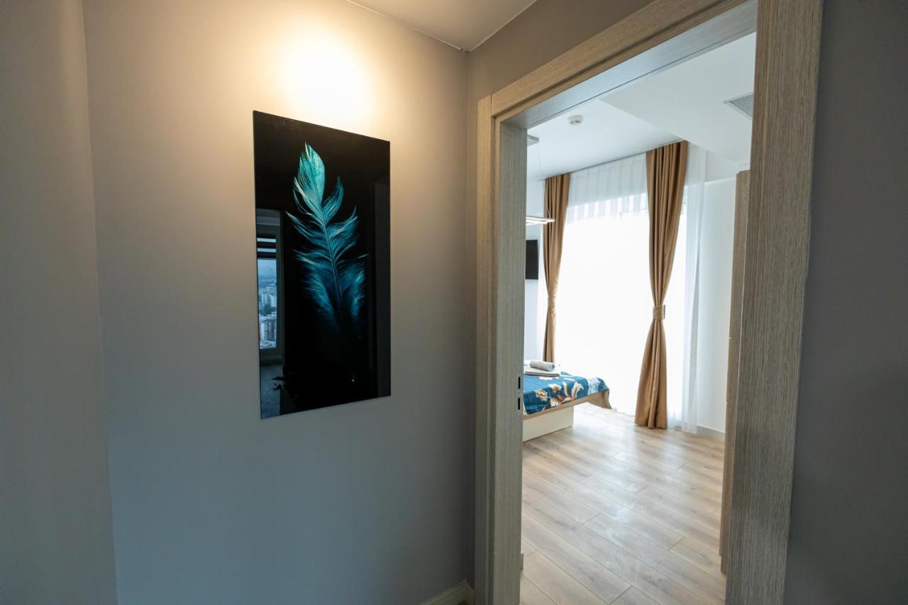 19Th & 18Th Floor Secure Apartments With Pool & Fitness & Parking Included In Price Skopje Bagian luar foto