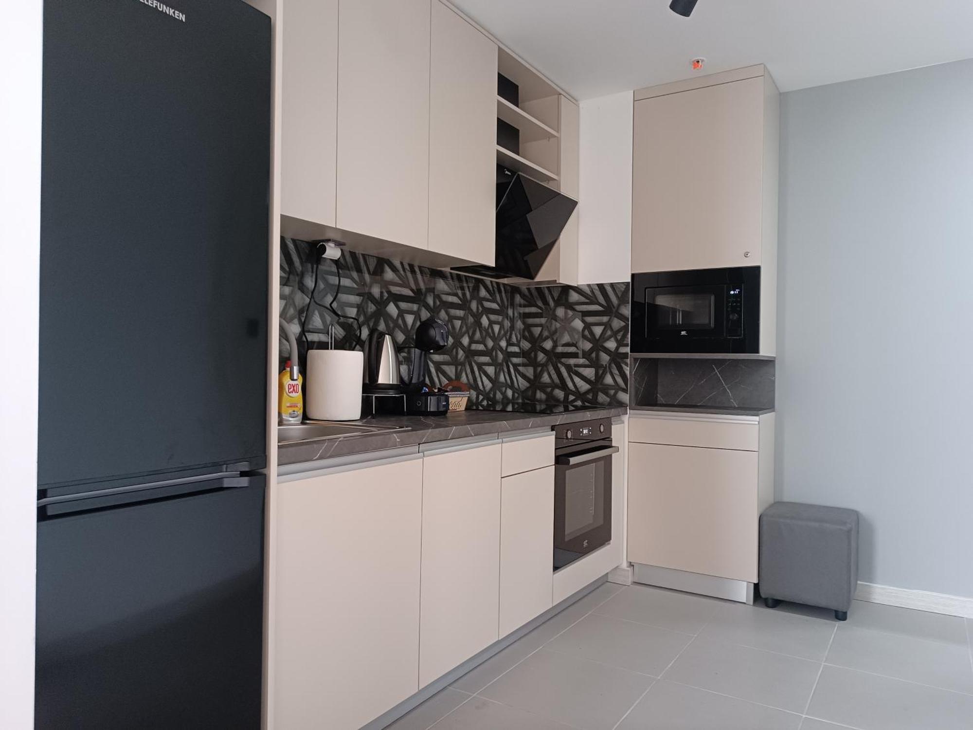 19Th & 18Th Floor Secure Apartments With Pool & Fitness & Parking Included In Price Skopje Bagian luar foto