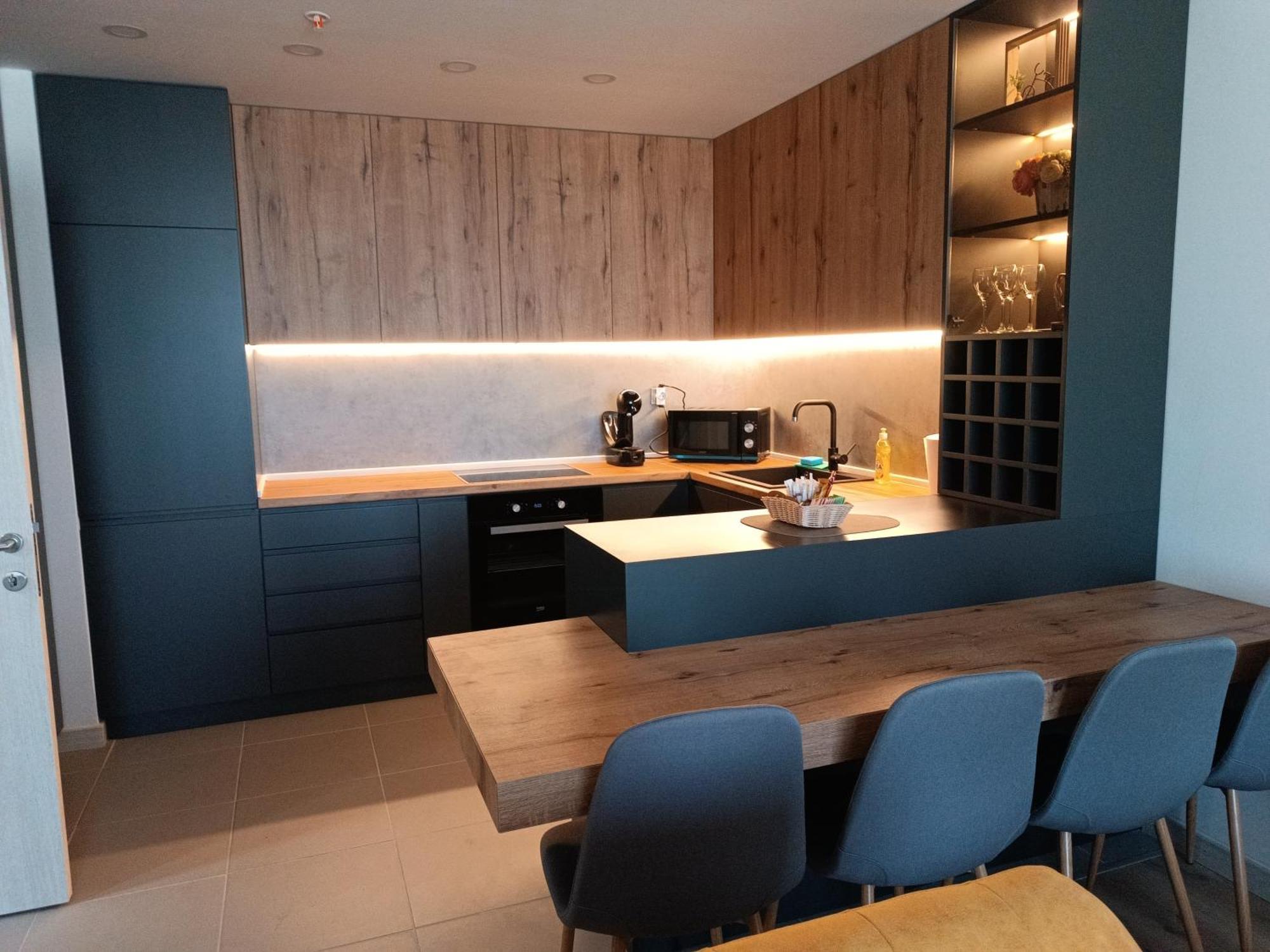 19Th & 18Th Floor Secure Apartments With Pool & Fitness & Parking Included In Price Skopje Bagian luar foto